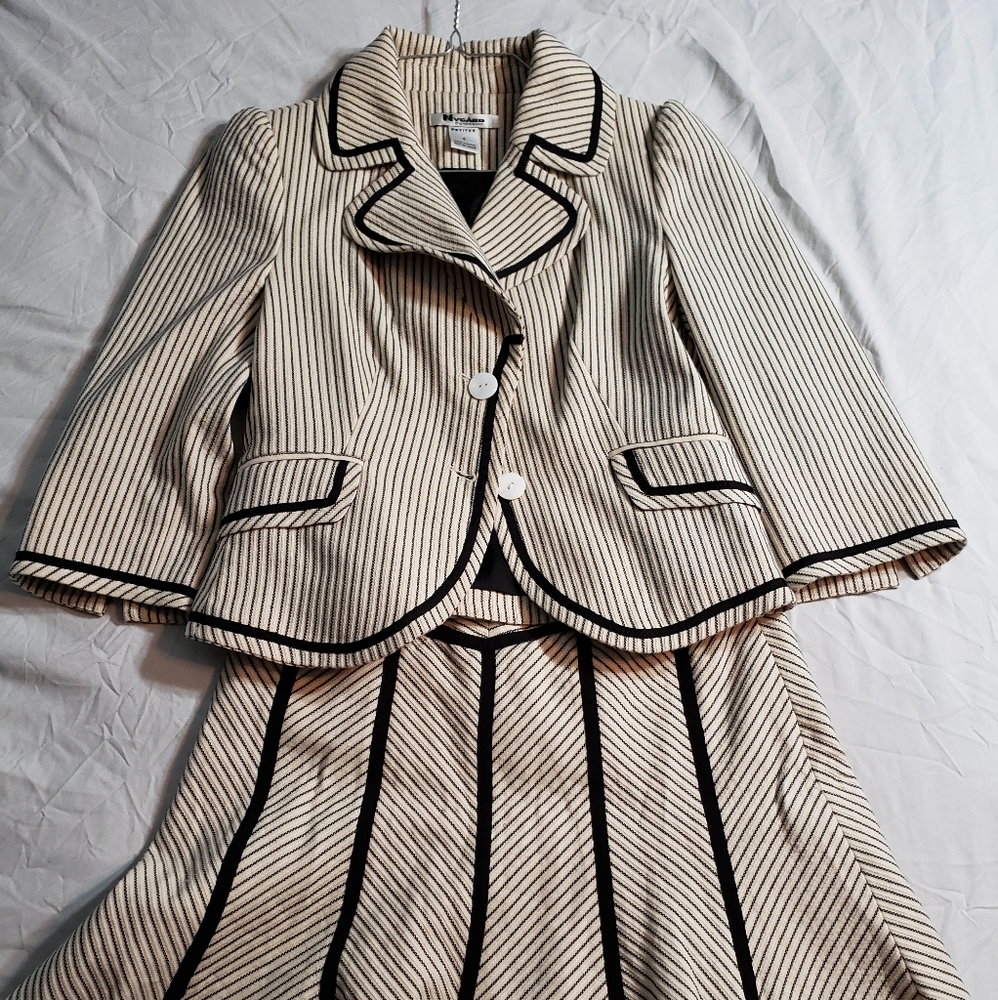 Women's Blazer and Skirt Combo